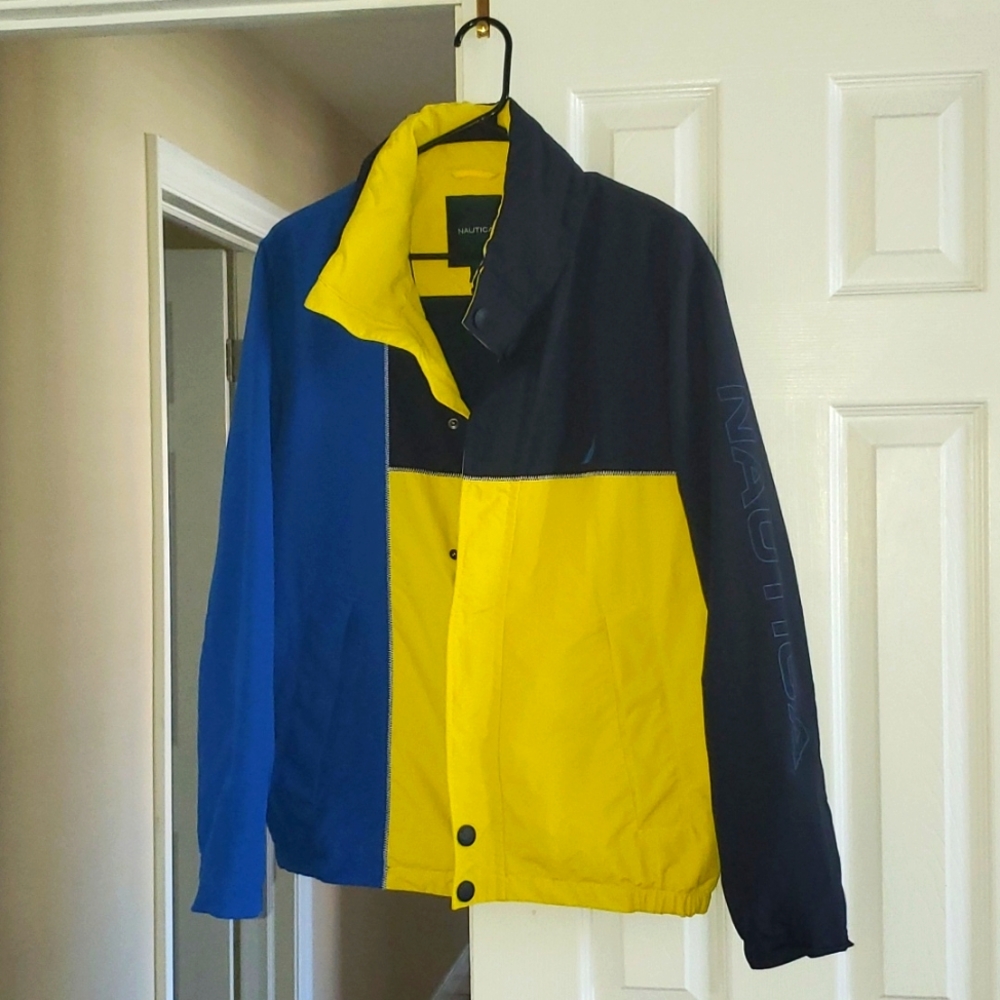 ⛵Vintage Nautica Tri Color WindBreaker ⛵